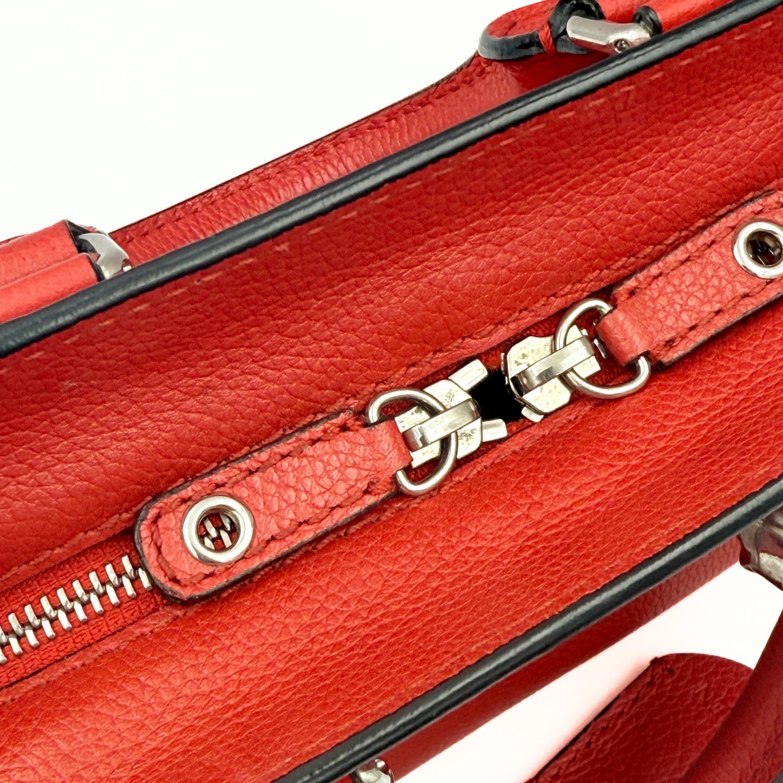 $1345 NWT Alexander McQueen Salmon Leather Skull Padlock Two-Way Satchel Bag