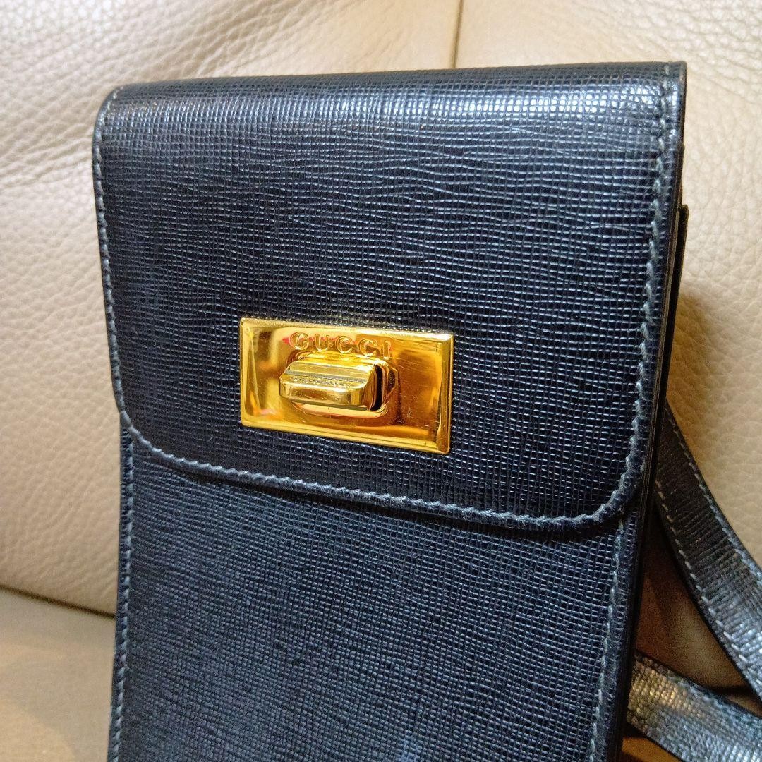 GUCCI Turn lock Smartphone Crossbody Bag Black Women Auth 6.10 x 3.93 x 1.57inch
