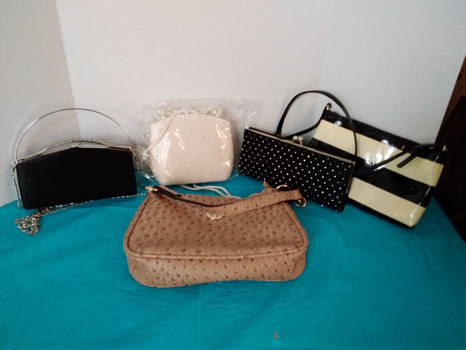 Lot of 5 Women’s Handbags Purses