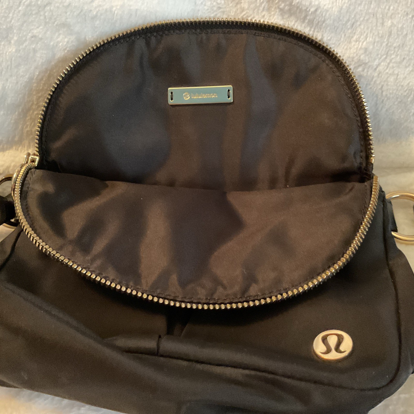 Small Black Lululemon Crossbody Bag