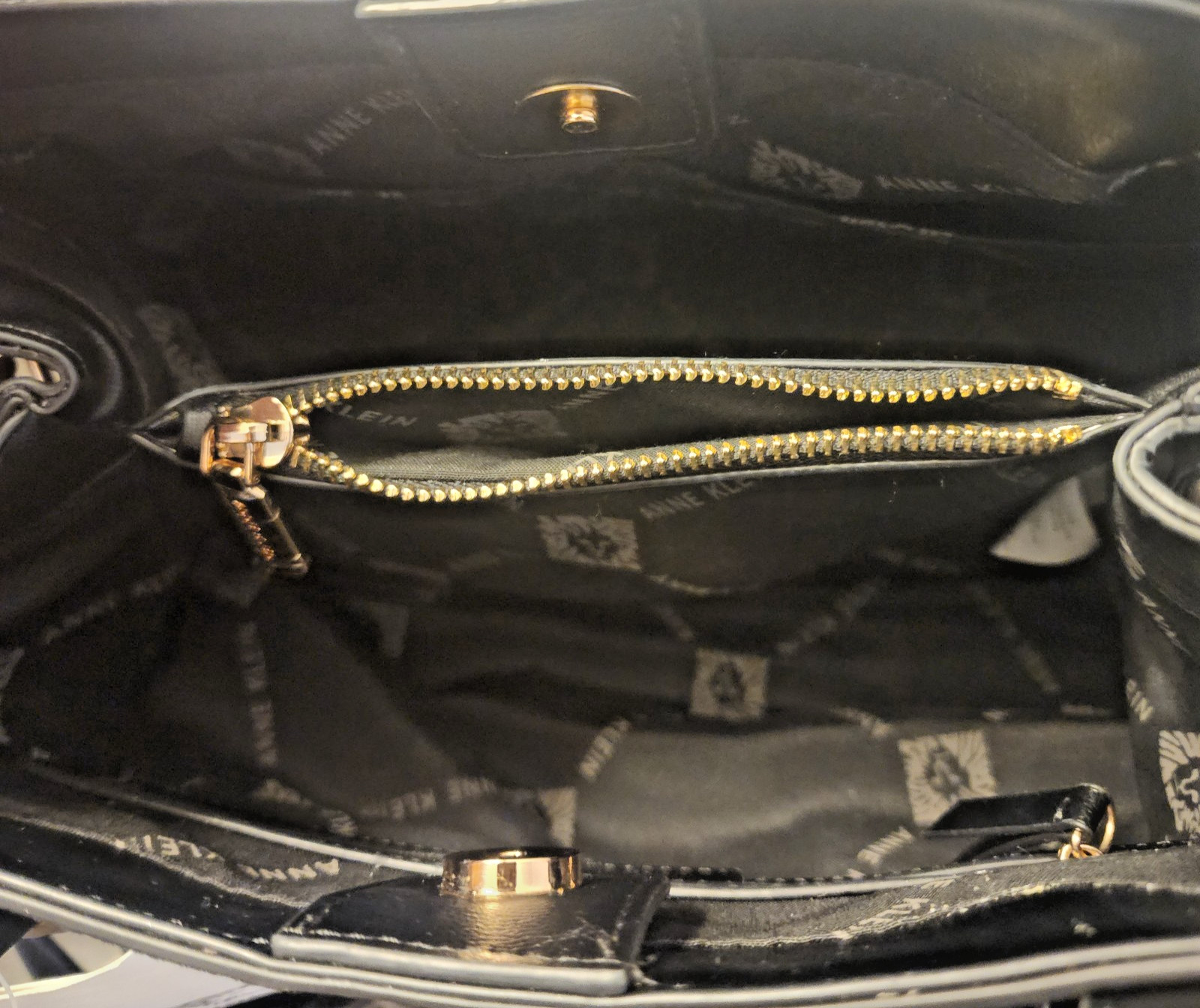 Anne Klein Monaco Collection Blk Crossbody Handbag with Matching Cosmetic Bag