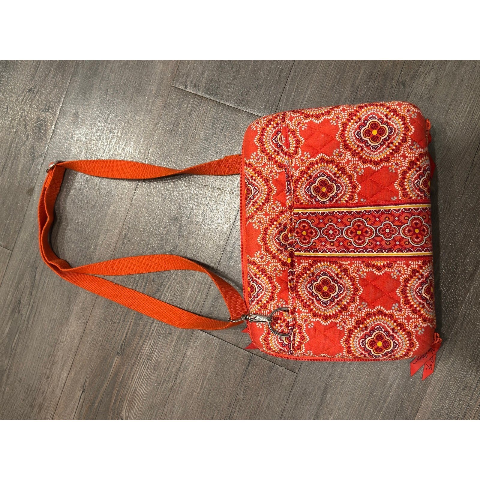 Vera Bradley Orange Paisley Laptop Tablet 11in Quilted Padded Carrier Case Strap