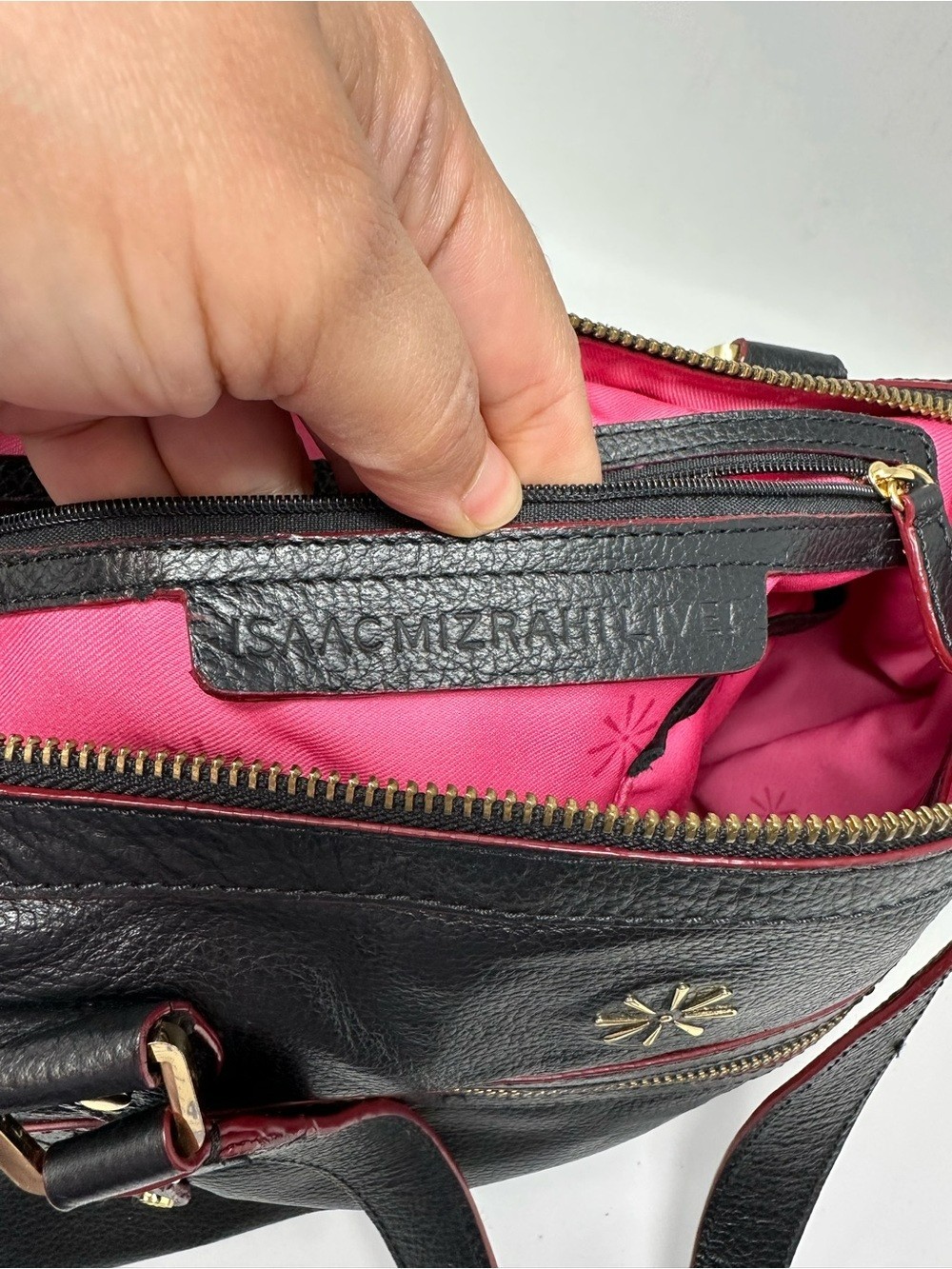 ISAAC MIZRAHI LIVE! Genuine Leather Women’s Black Shoulder Bag