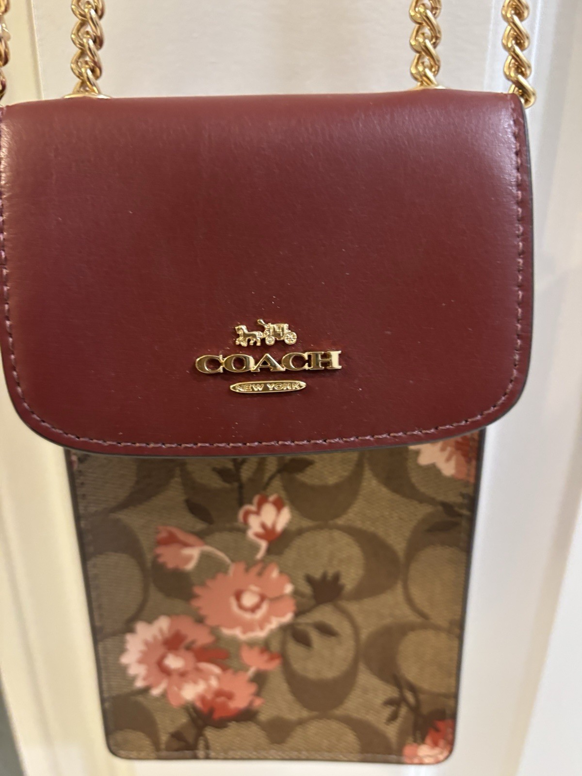 Coach Chain Crossbody in Signature Canvas – Floral