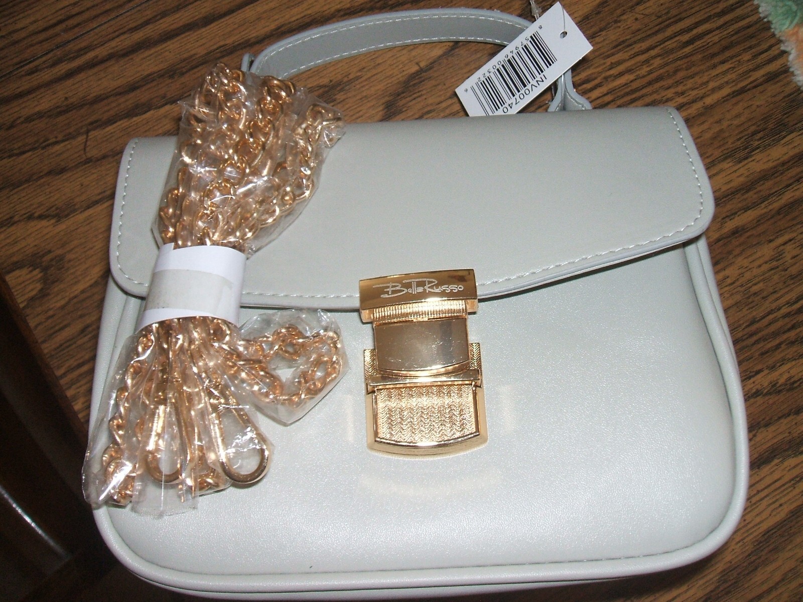 Women’s Bella Russo Medium purse/Handbag – light gray Brand new with tags