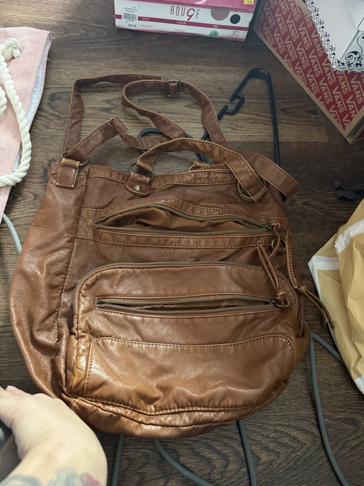 Brown Solid Women’s Shoulder Bag Zip Closure, Adjustable Shoulder Strap Casual