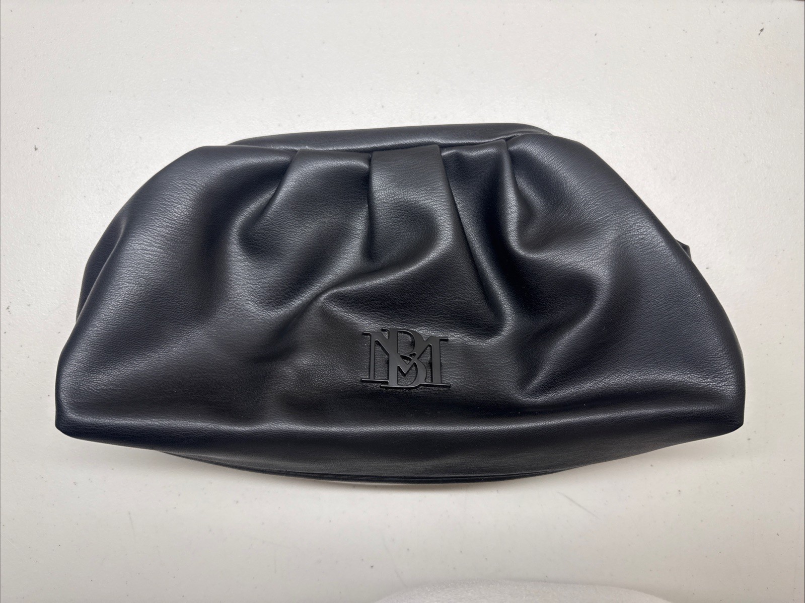Badgley Mischka Black Faux Leather Clutch Purse Hinge Close no Strap