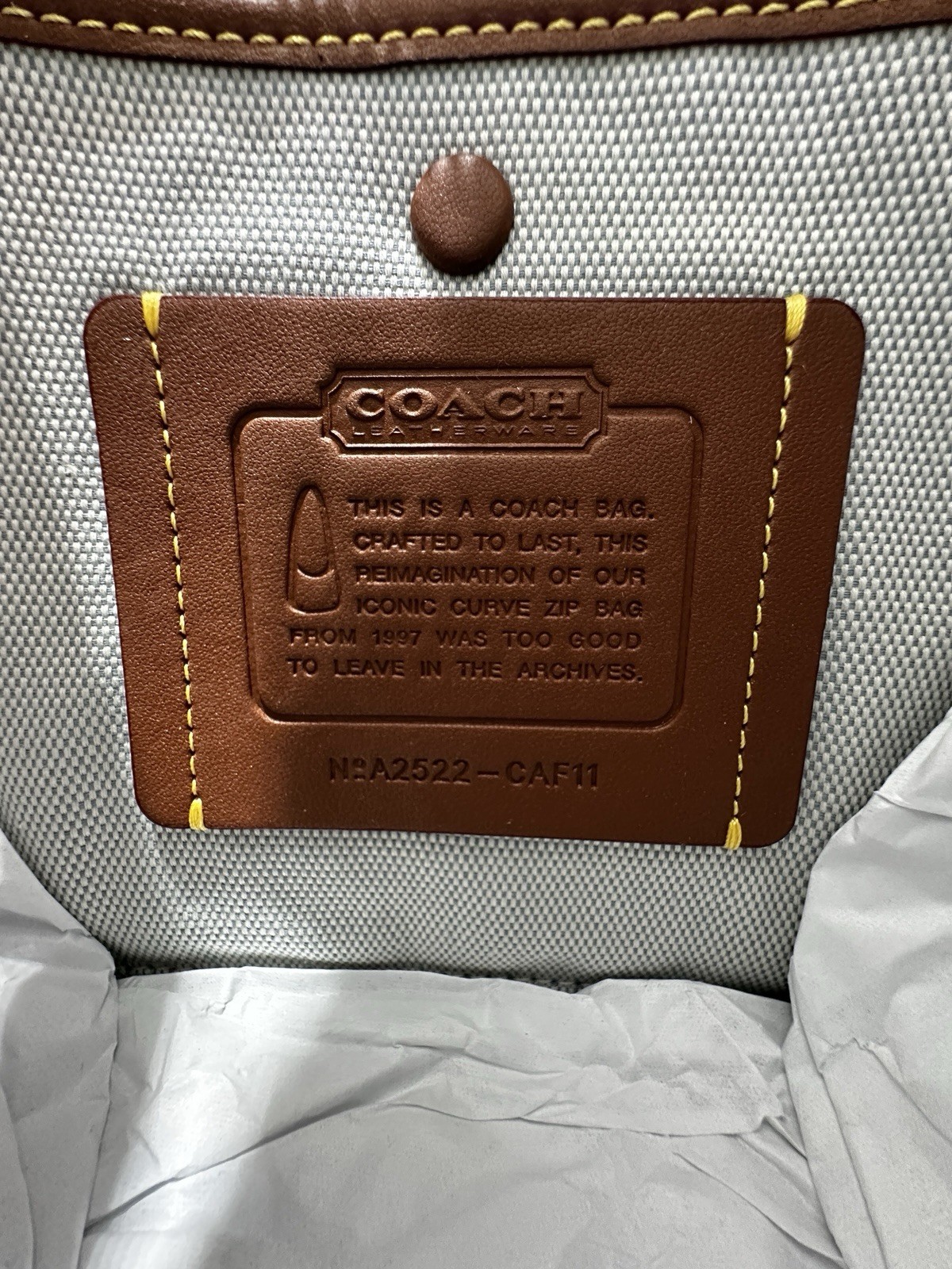 Coach Curve Zip Glovetanned Leather Bag Light Blue CAF11 NWT