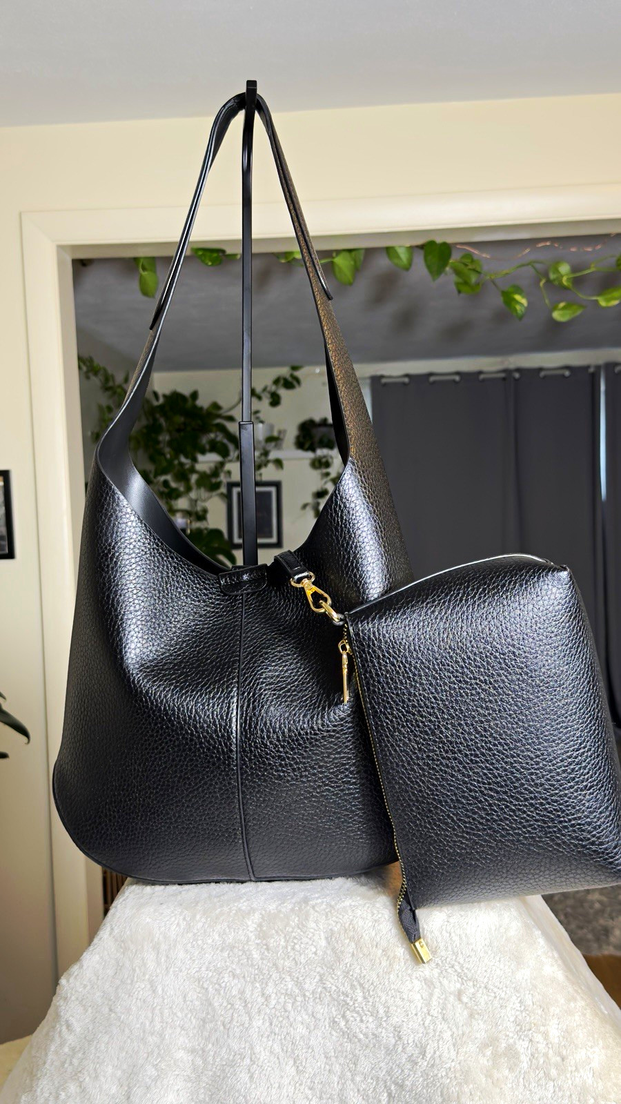 Black Pebbled Leather Slouchy Hobo Bag Minimalist Shoulder Tote With Zip Pouch