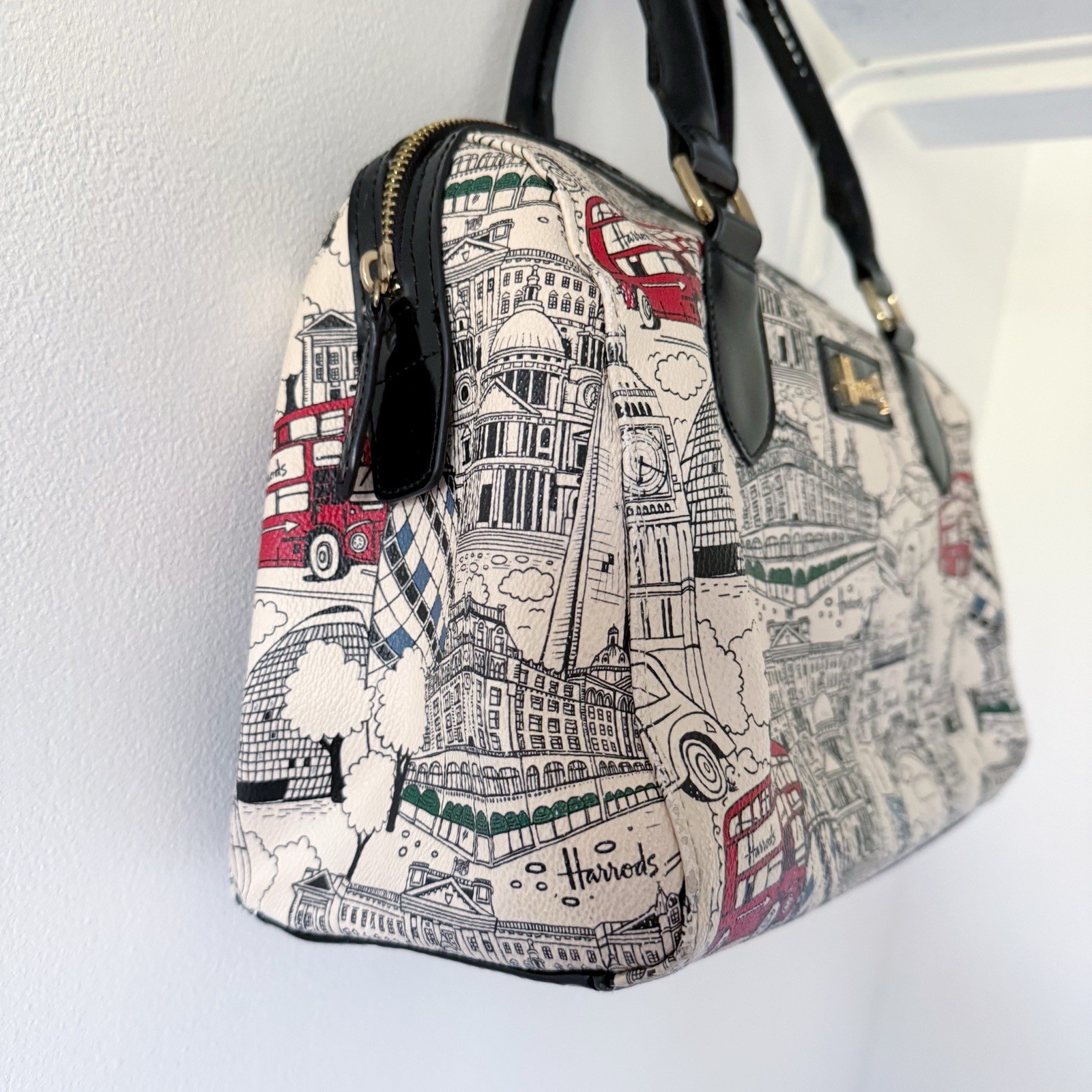 LOT/BUNDLE Harrods Purse Backpack Bag Handbag Monogram City London Big Ben