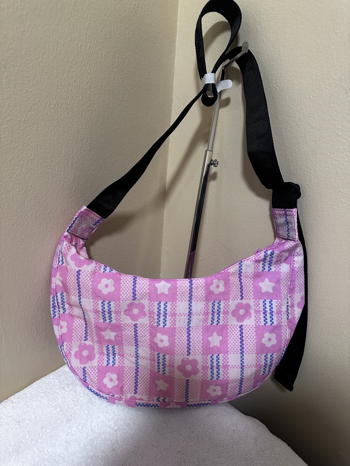NEW BAGGU X Sandy Liang Pink Medium Crescent Flower Market Bag + FREE Sticker