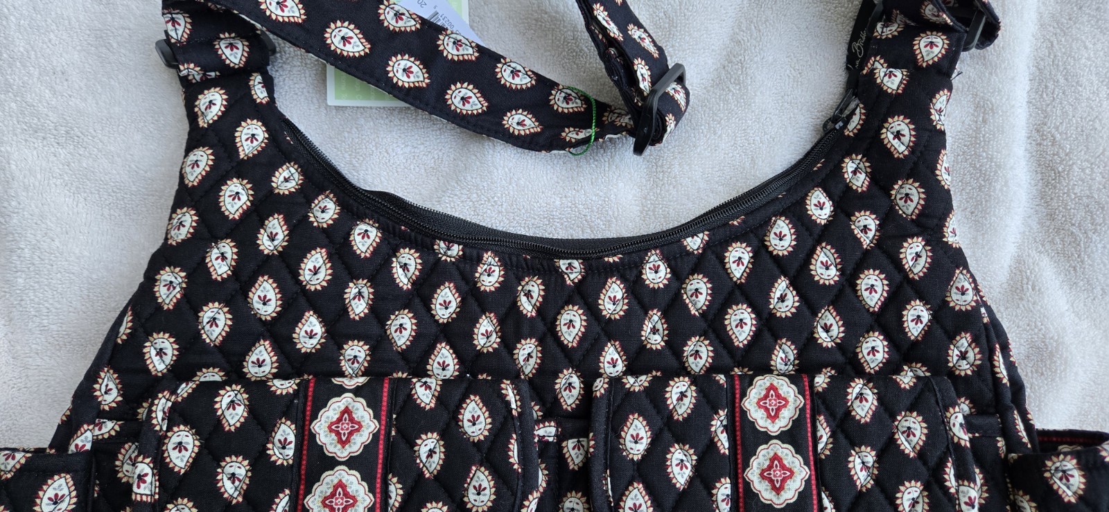 Vera Bradley Classic Black Floral Cargo Sling NWT Retired Pattern