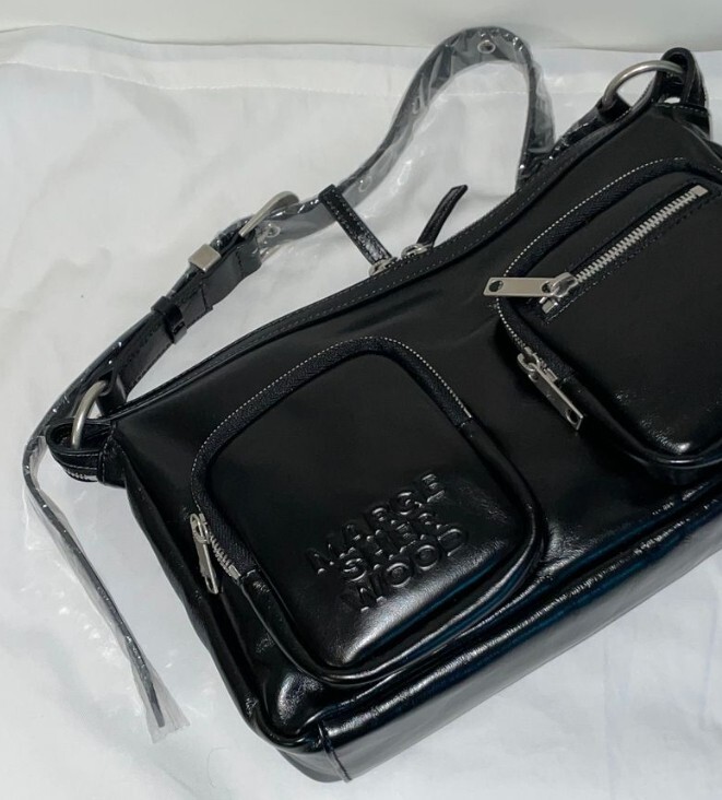 MARGESHERWOOD / OUTPOCKET HOBO / black glossy plain / Express / Genuine