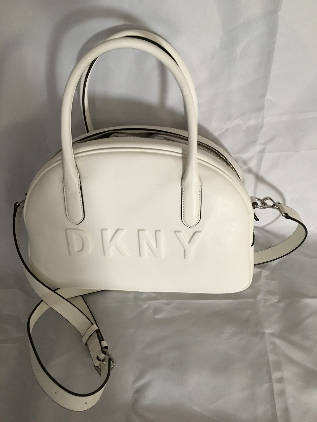 DKNY Tilly Dome Satchel White Leather Crossbody Embossed Signature Logo – BX72