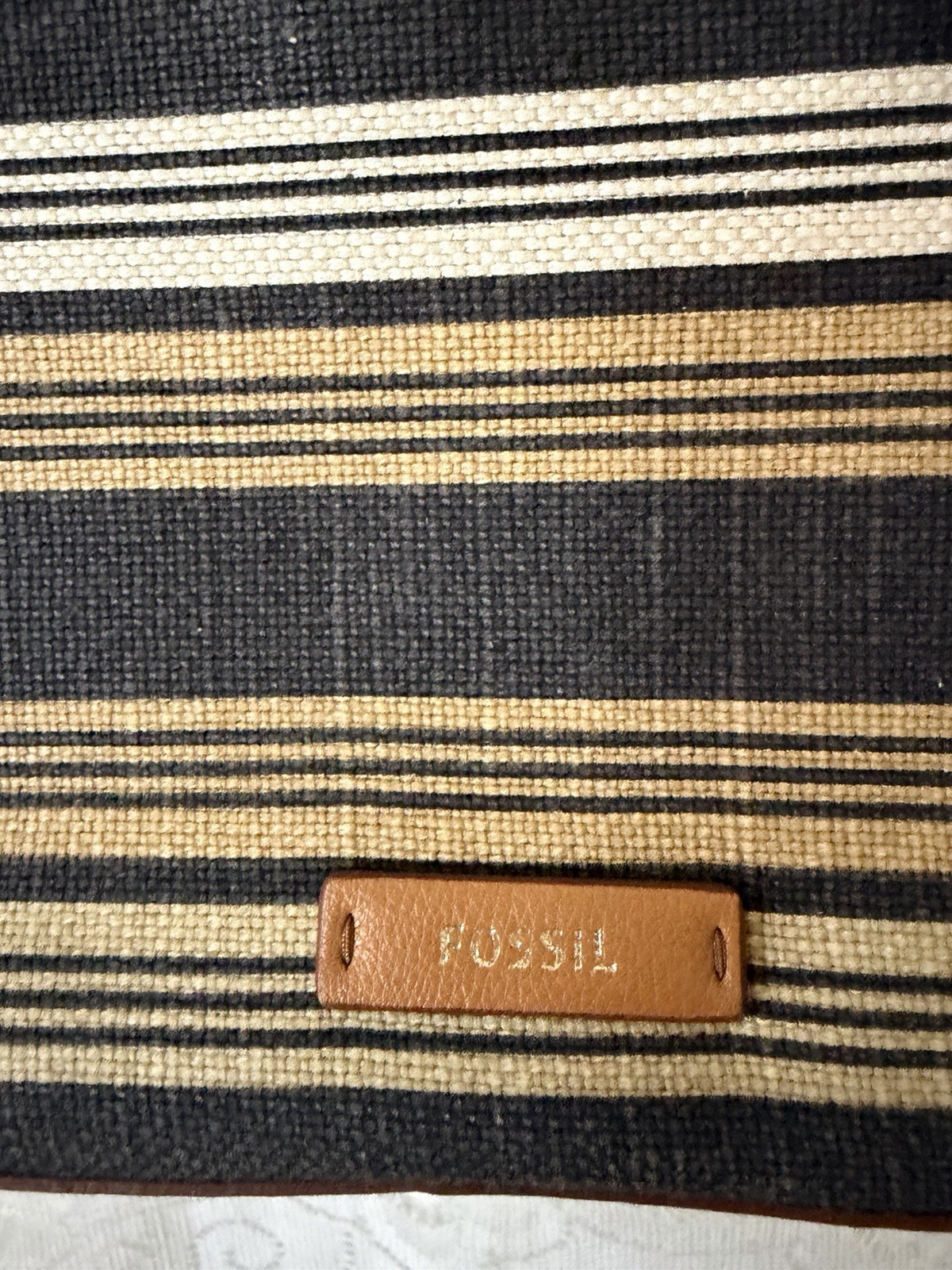 Fossil Fabric & Faux Leather Crossbody Striped Bag Key Accent EUC