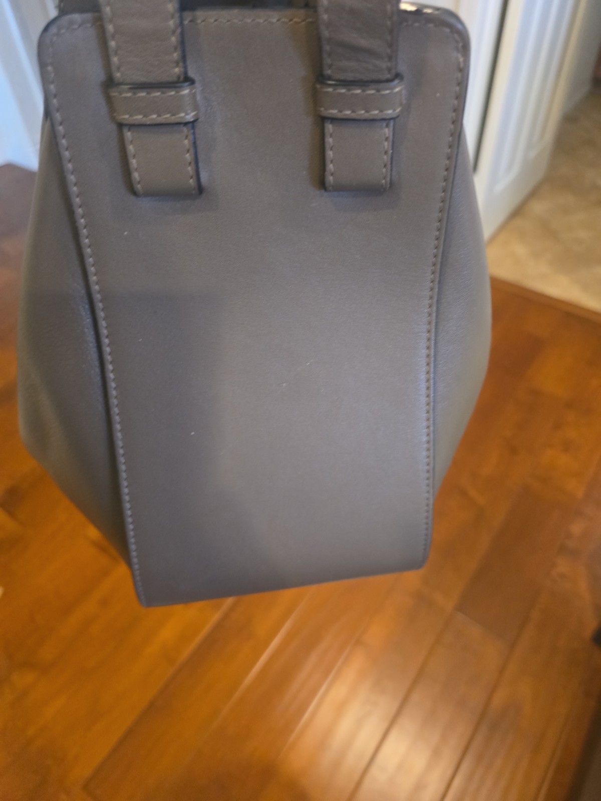 AUTHENTIC Loewe Hammock Bag Med 12x9x5 Fully Open Retail 3,400.00 At Loewe