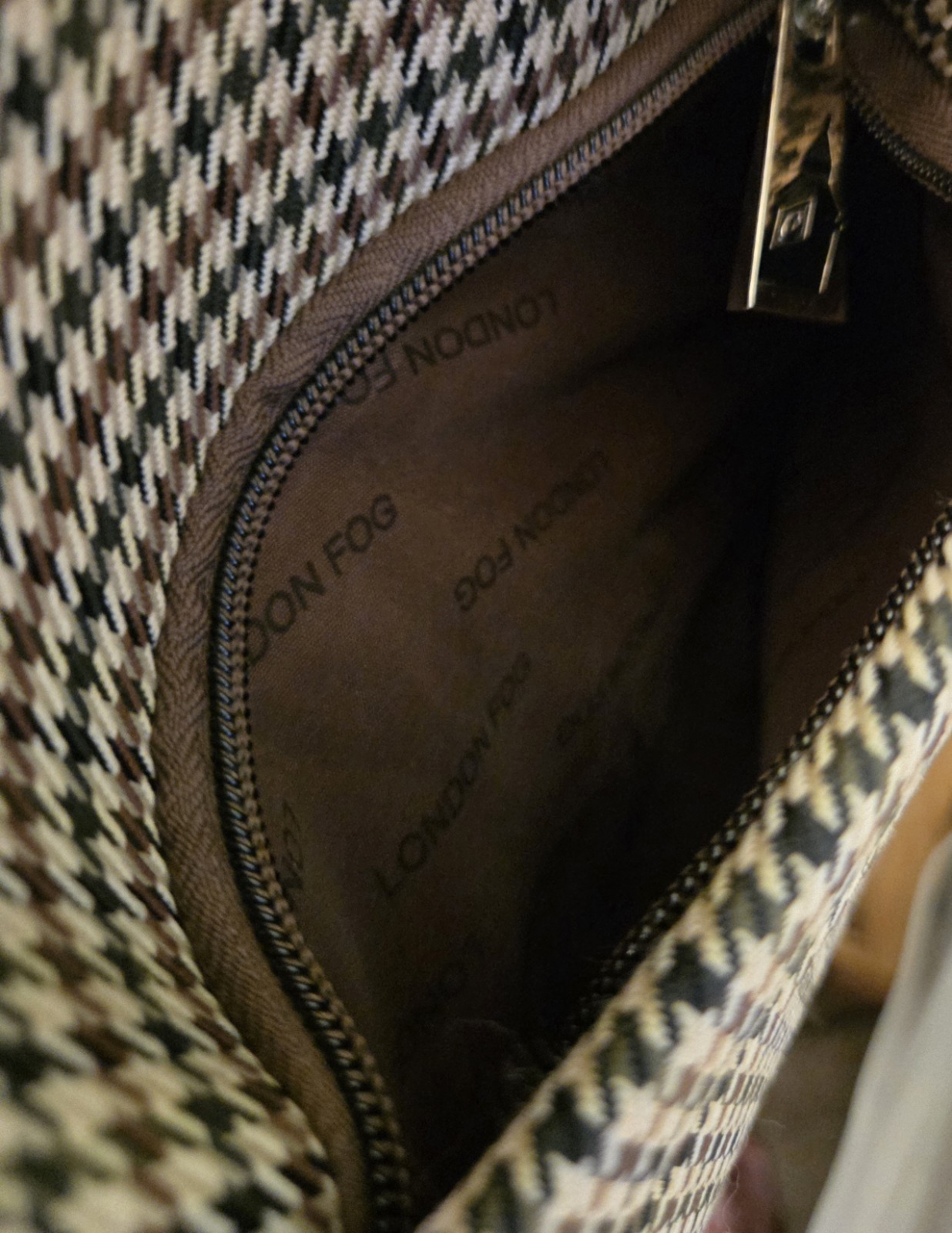 London Fog Houndstooth Durable Woven Canvas Bag, Used. See Description