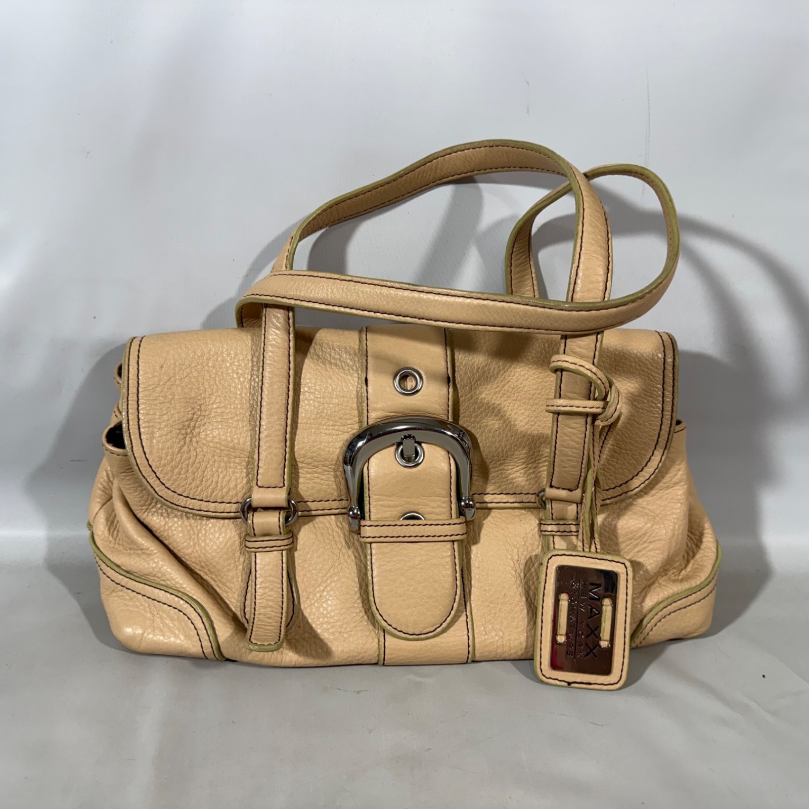 Maxx New York Signature Beige Tan Small Soho Pebbled Leather Shoulder Bag Buckle