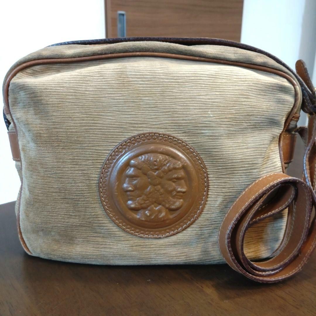 Authentic Fendi Vintage Janus Shoulder Bag 1980s Leather Beige Brown Damaged