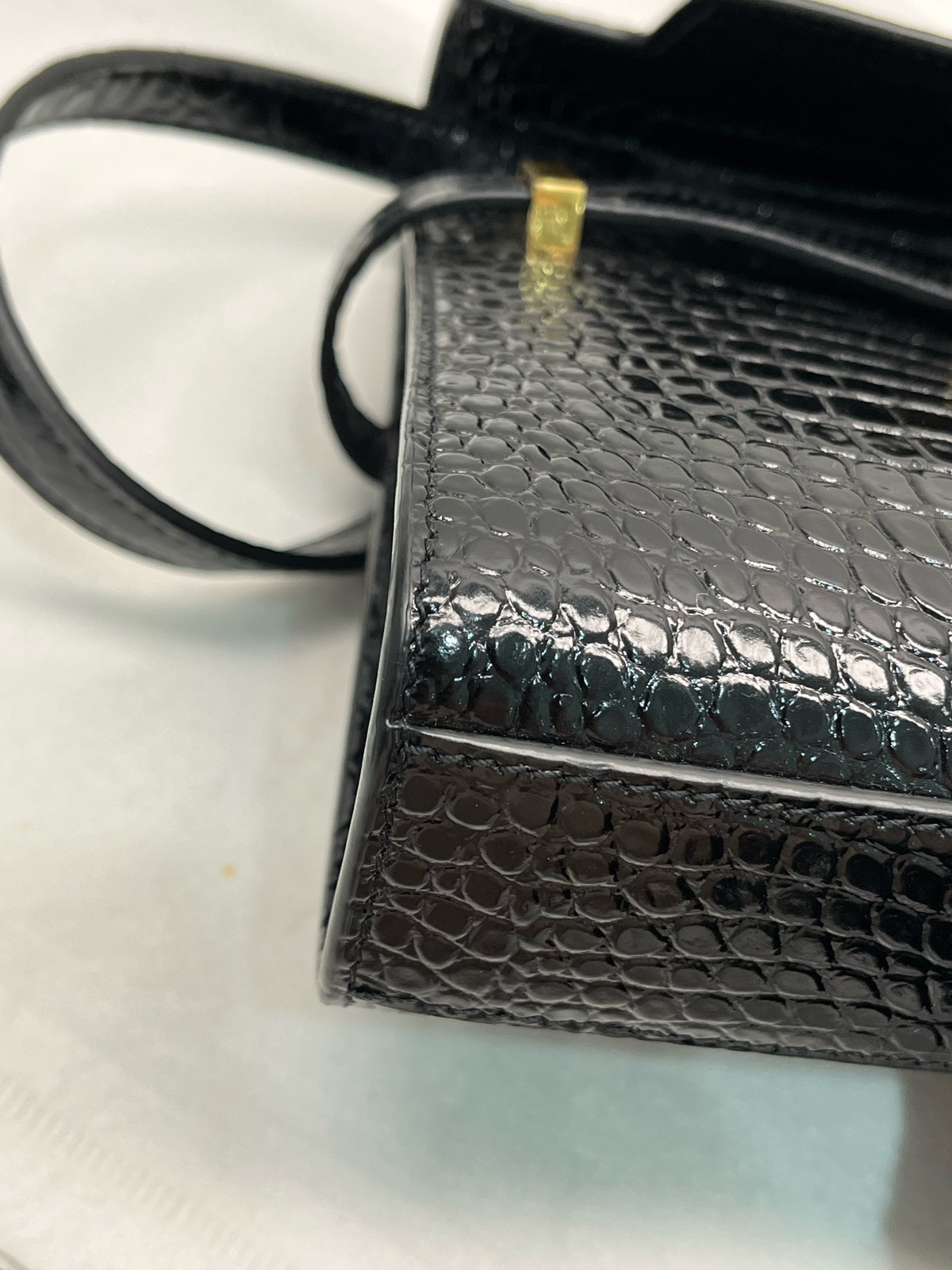 Saint Laurent Manhattan Small Black Croc Embossed Leather Crossbody Bag US Ship
