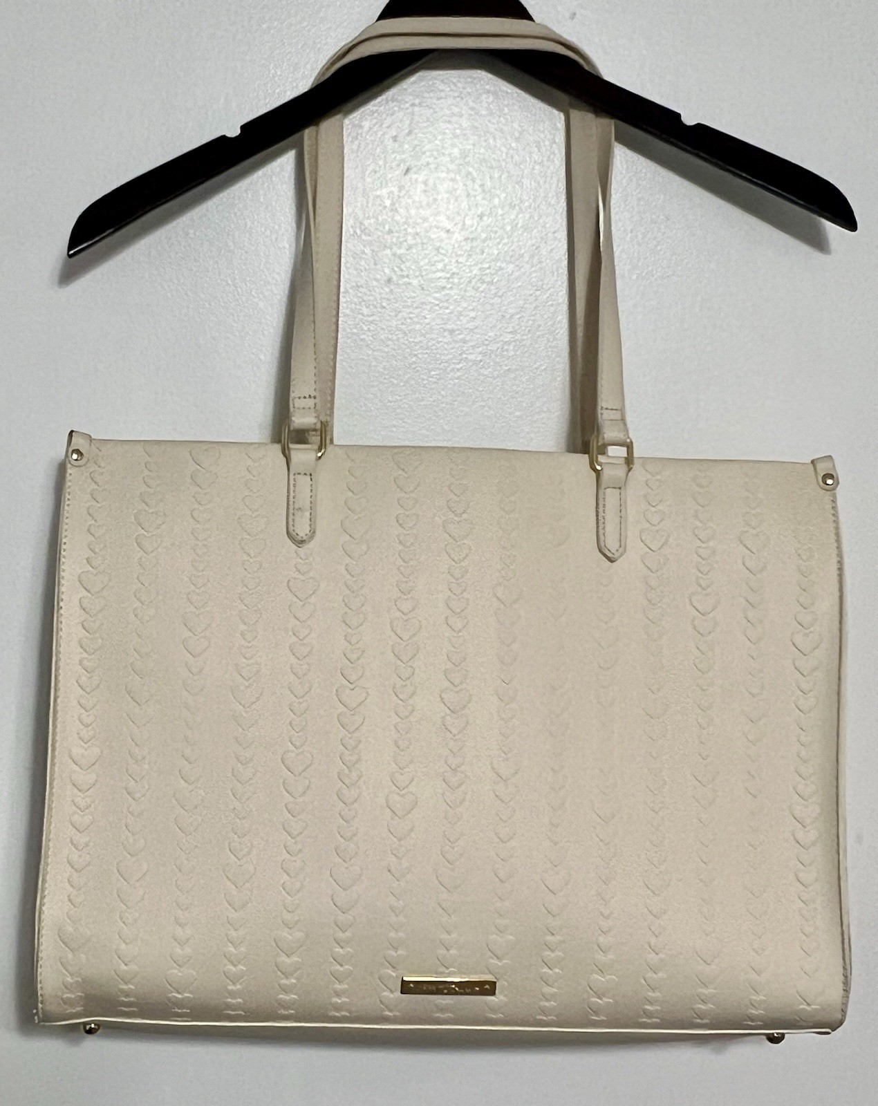 Betsy Johnson Large Cream Laptop Heart Tote with Removable Accessory Bag