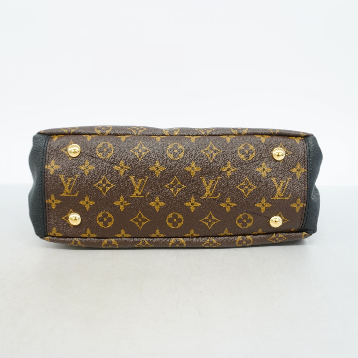 Auth [6gb1116-k] LOUIS VUITTON Handbag Monogram Pallas M41064 Noir [Pre-owne…