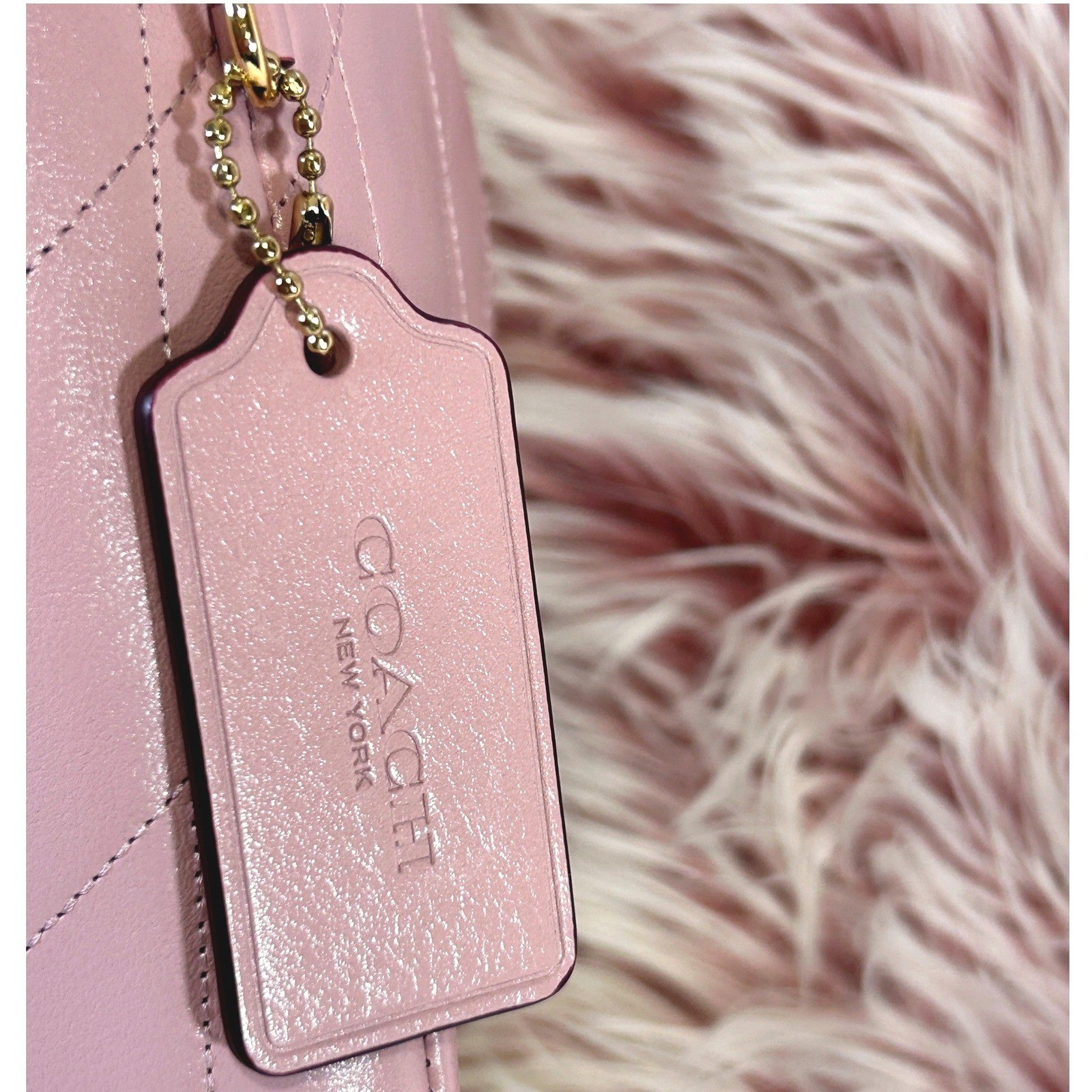 NEW Coach Evelyn Quilted Leather Shoulder Bag Carnation Pink Gold Chain CDR00