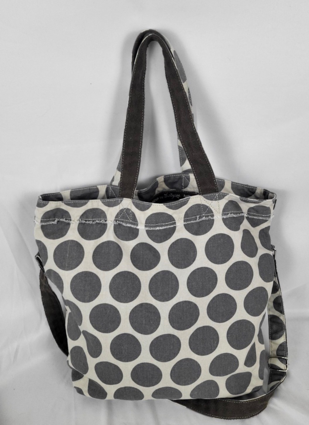 Thirty One Metro Retro Foldover Crossbody Shoulder Tote Bag Gray Mod Dot