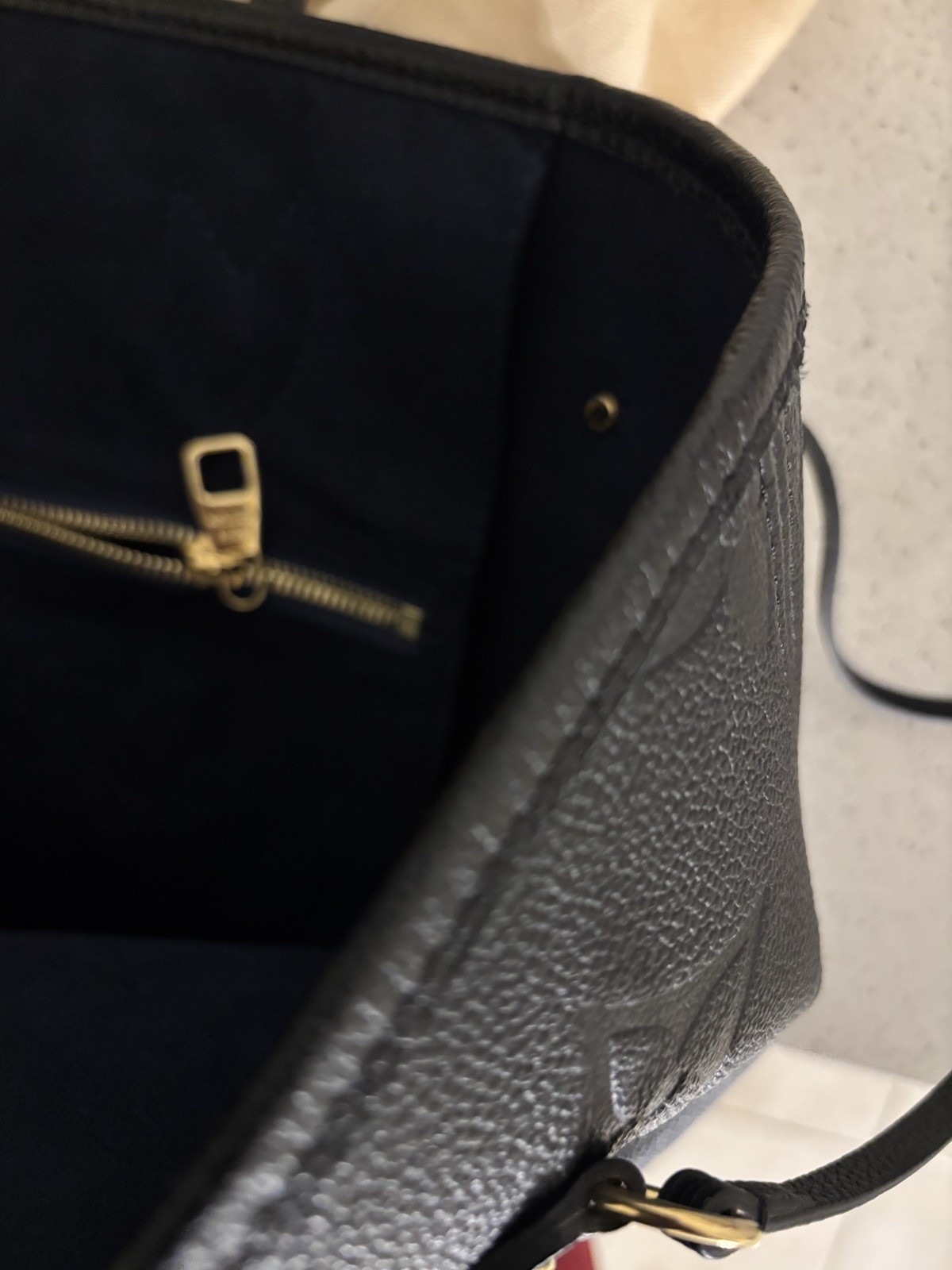 Louis Vuitton Neverfull Tote Bag MM Black Monogram Empreinte Leather