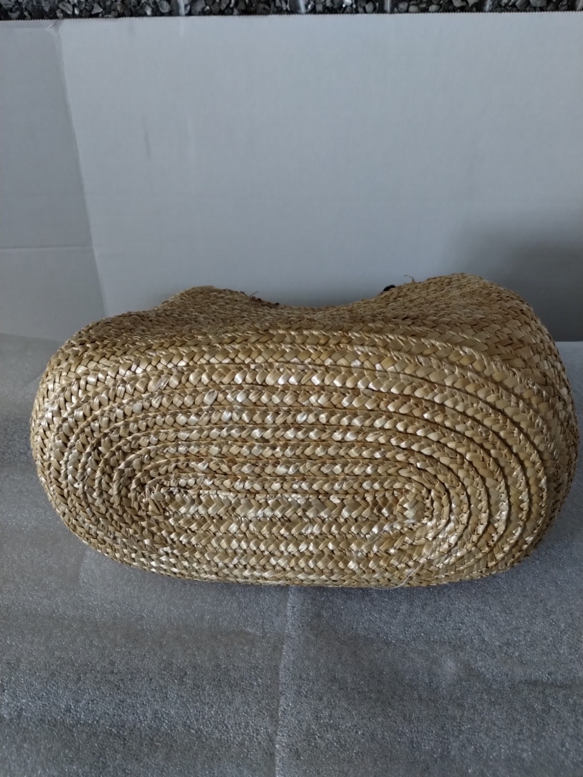 CROFT & BARROW straw bag purse With dark wood rings