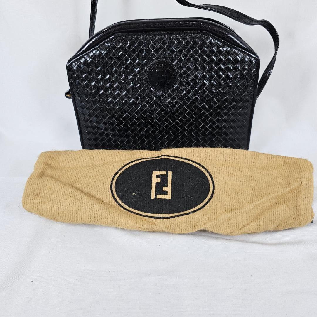 Fendi Vintage Crossbody Bag Black Leather Intrasteato Used