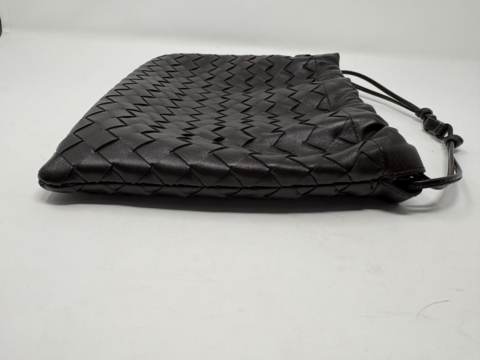 Bottega Veneta Drawstring Bag Intrecciato Calf Leather Fondant Chocolate Brown