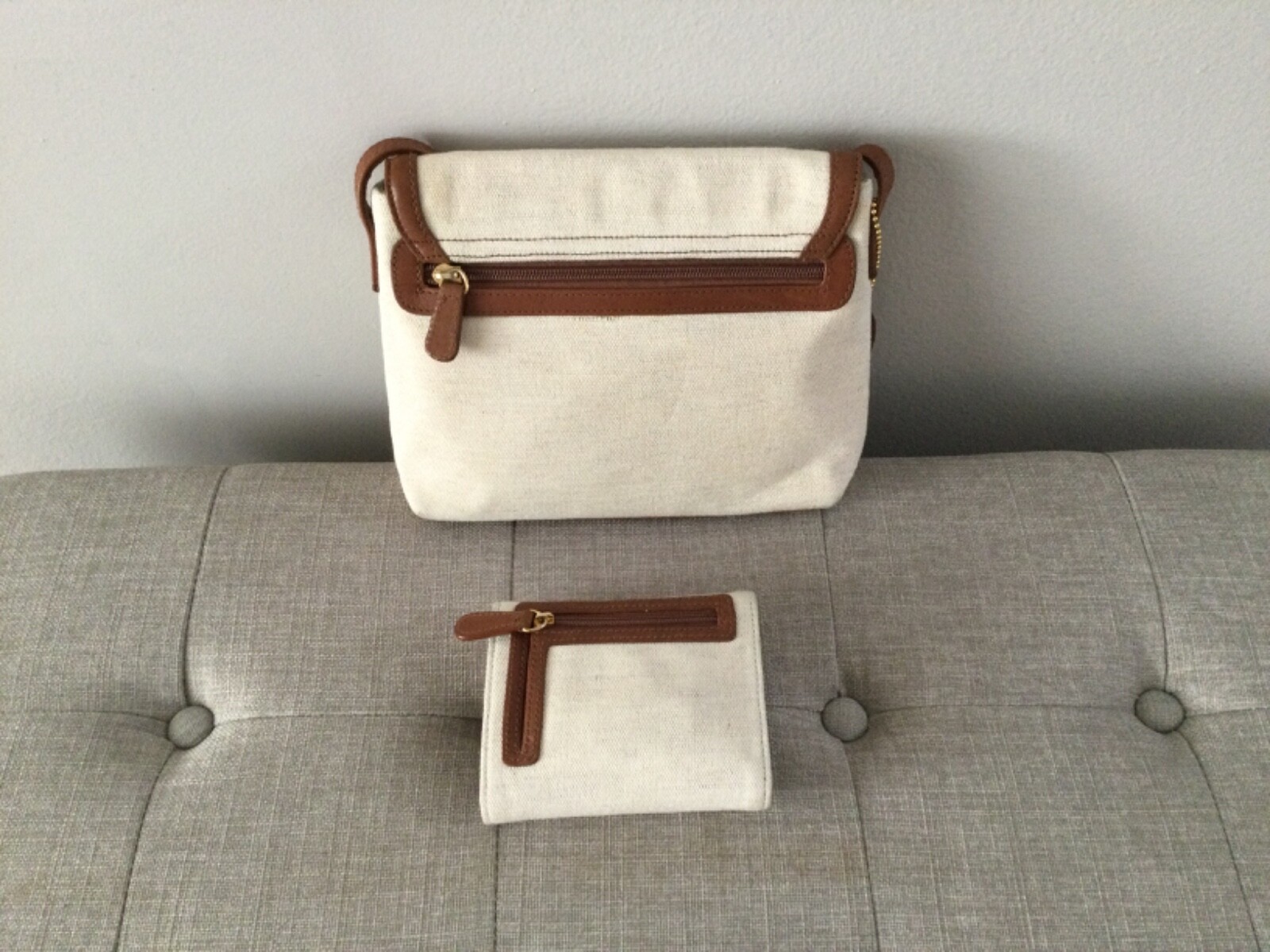 Leather Co Liz Claiborne Beige Cotton Linen & Brown Leather Trim Crossbody Purse