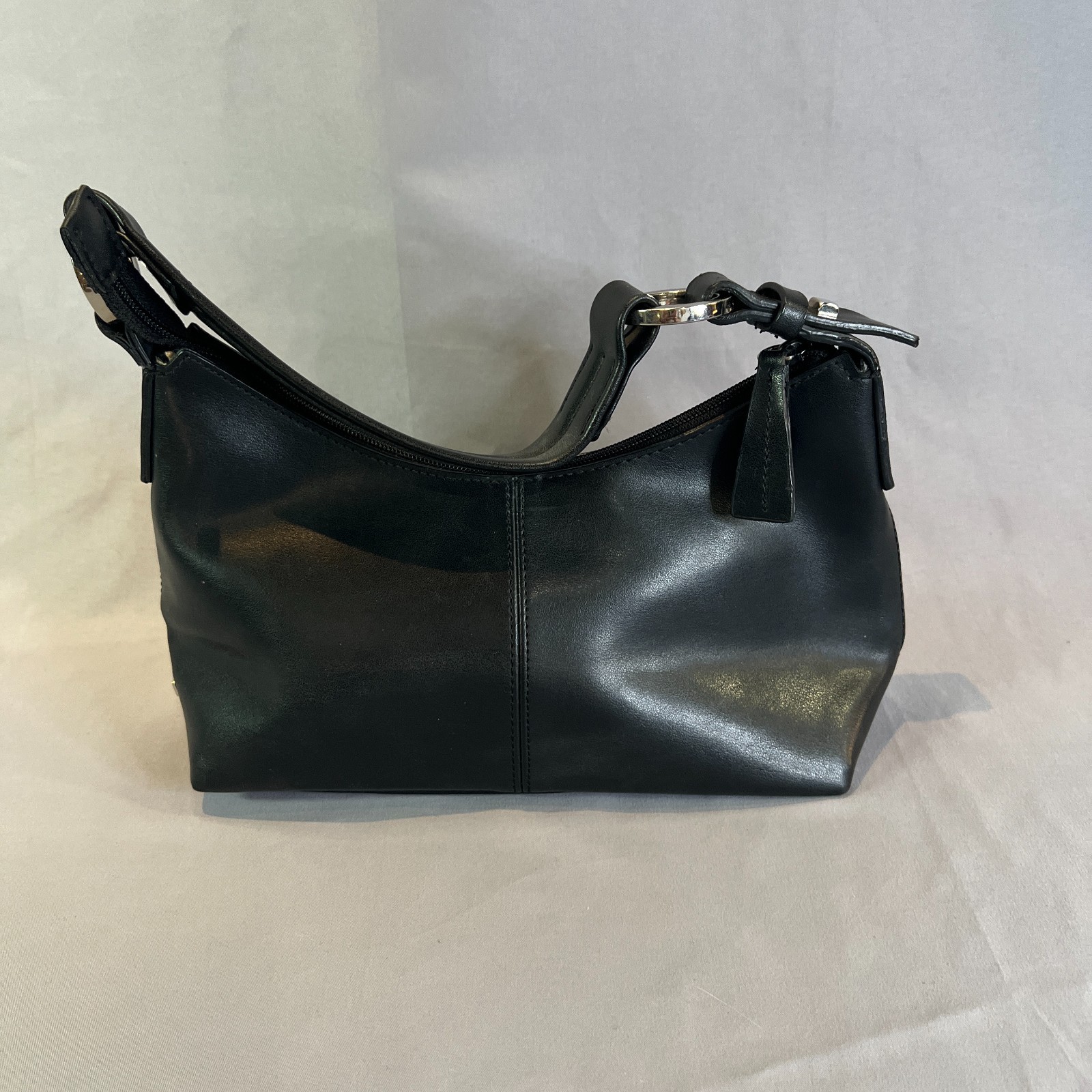 Jones New York Shoulder Bag Womens Black Leather Vintage Zipper Handbag Purse
