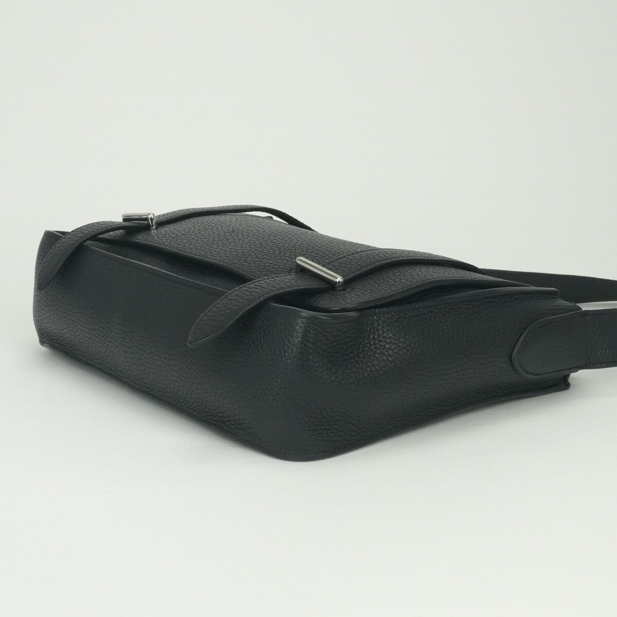 Hermes Steve Caporal 27 Messenger Shoulder Bag Clemence Leather Noir Black 99