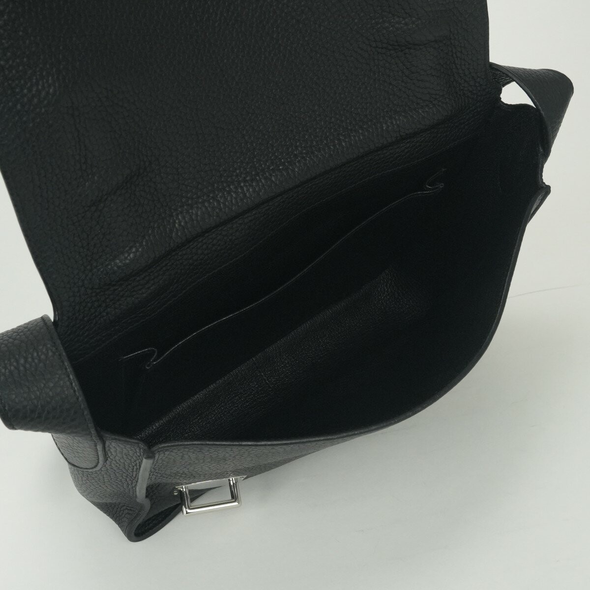 Hermes Steve Caporal 27 Messenger Shoulder Bag Clemence Leather Noir Black 99