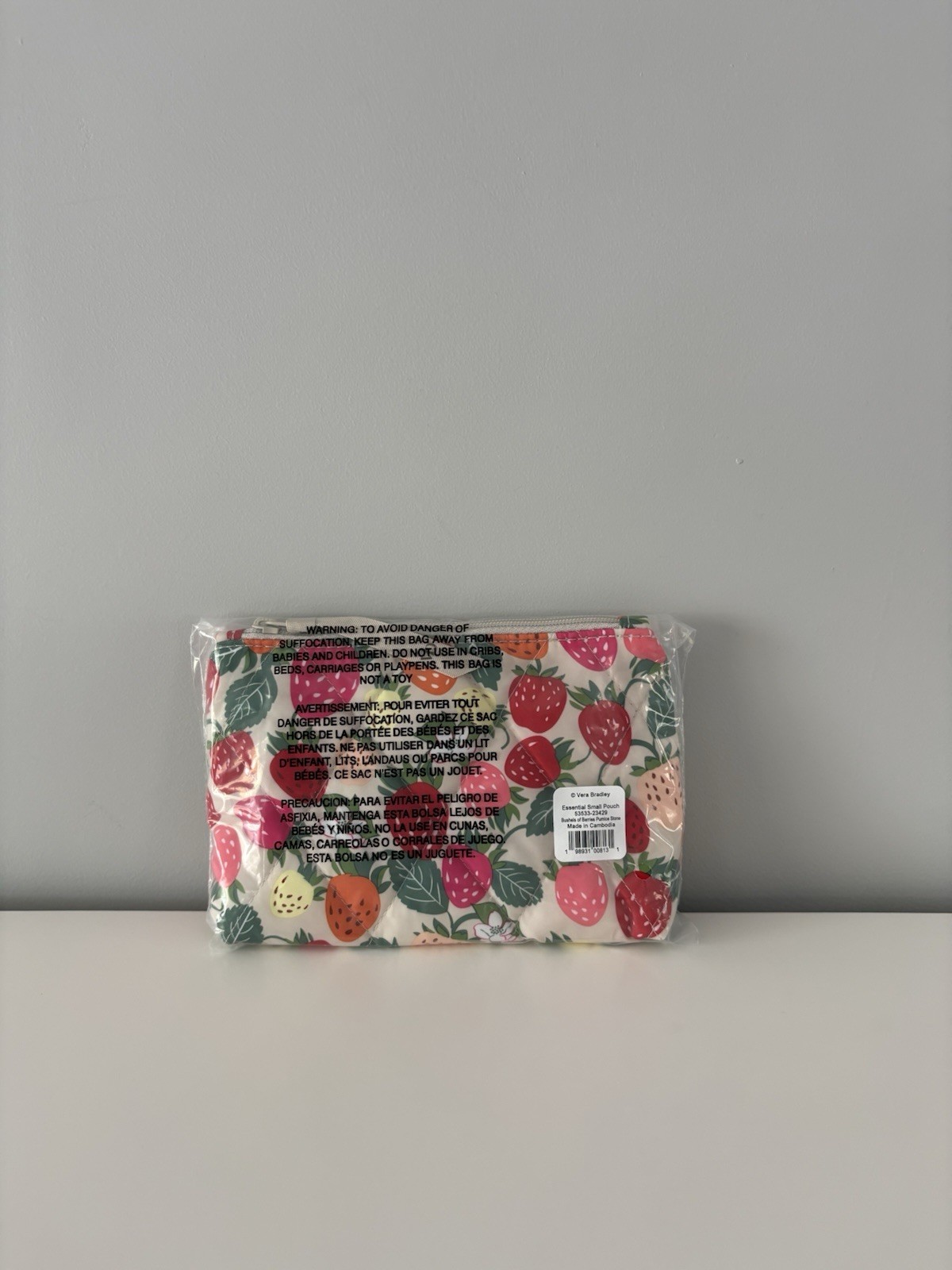 Vera Bradley Essential Small Pouch in Ultralight BUSHELS OF BERRIES PUMICE STONE