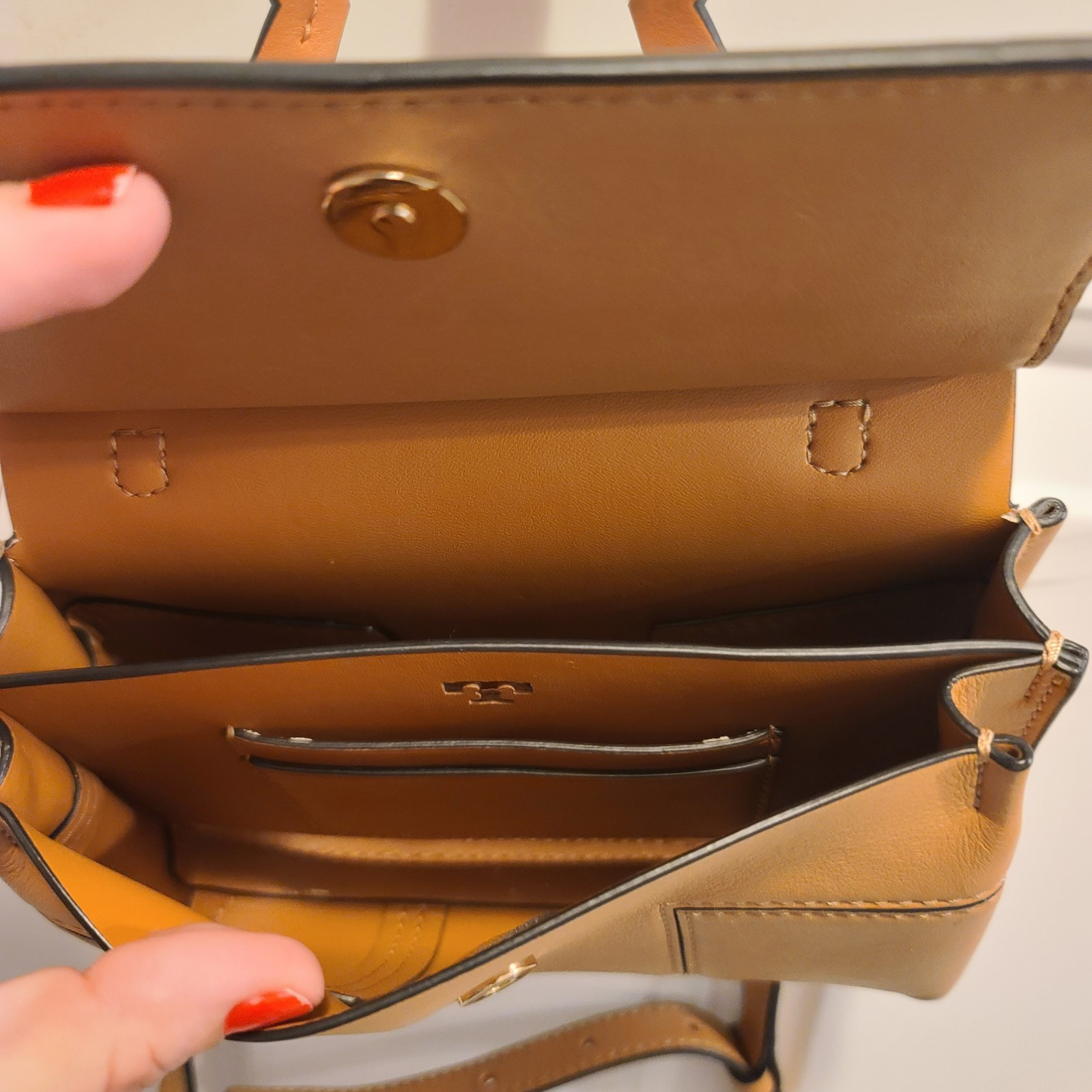Tory Burch Top Handle Bag/Smooth Calf Skin Leather