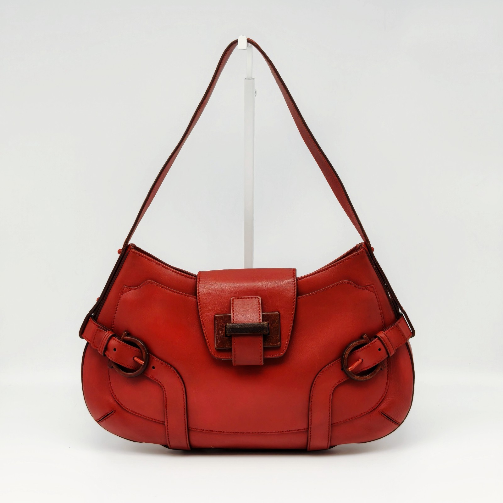 Salvatore Ferragamo Vintage Red Leather Shoulder Bag Wood Gancini Buckle