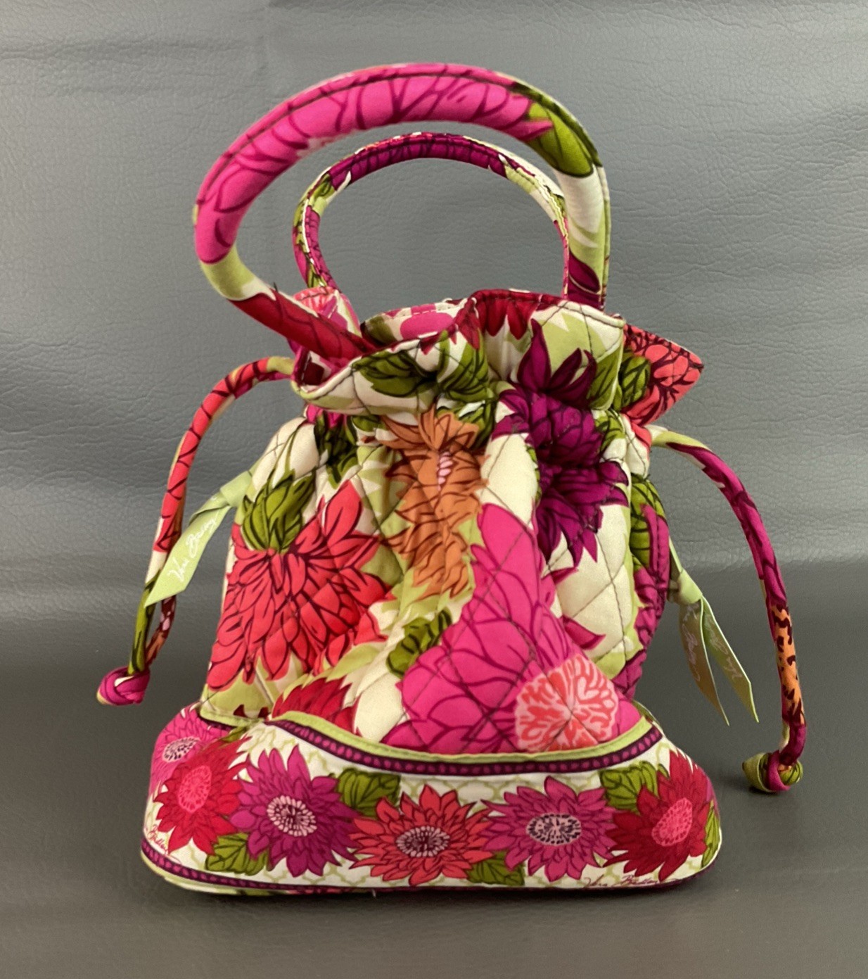 Vera Bradley Hello Dahlia Emma Quilted Drawstring Bucket Bag Cottage Core Floral