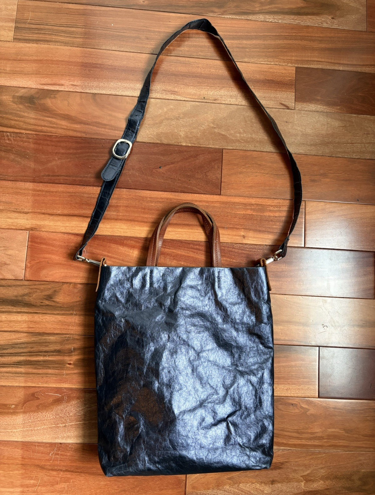 Uashmama Otti Bag Black Tote Bag Zip Top, Leather Handles, Detachable Strap