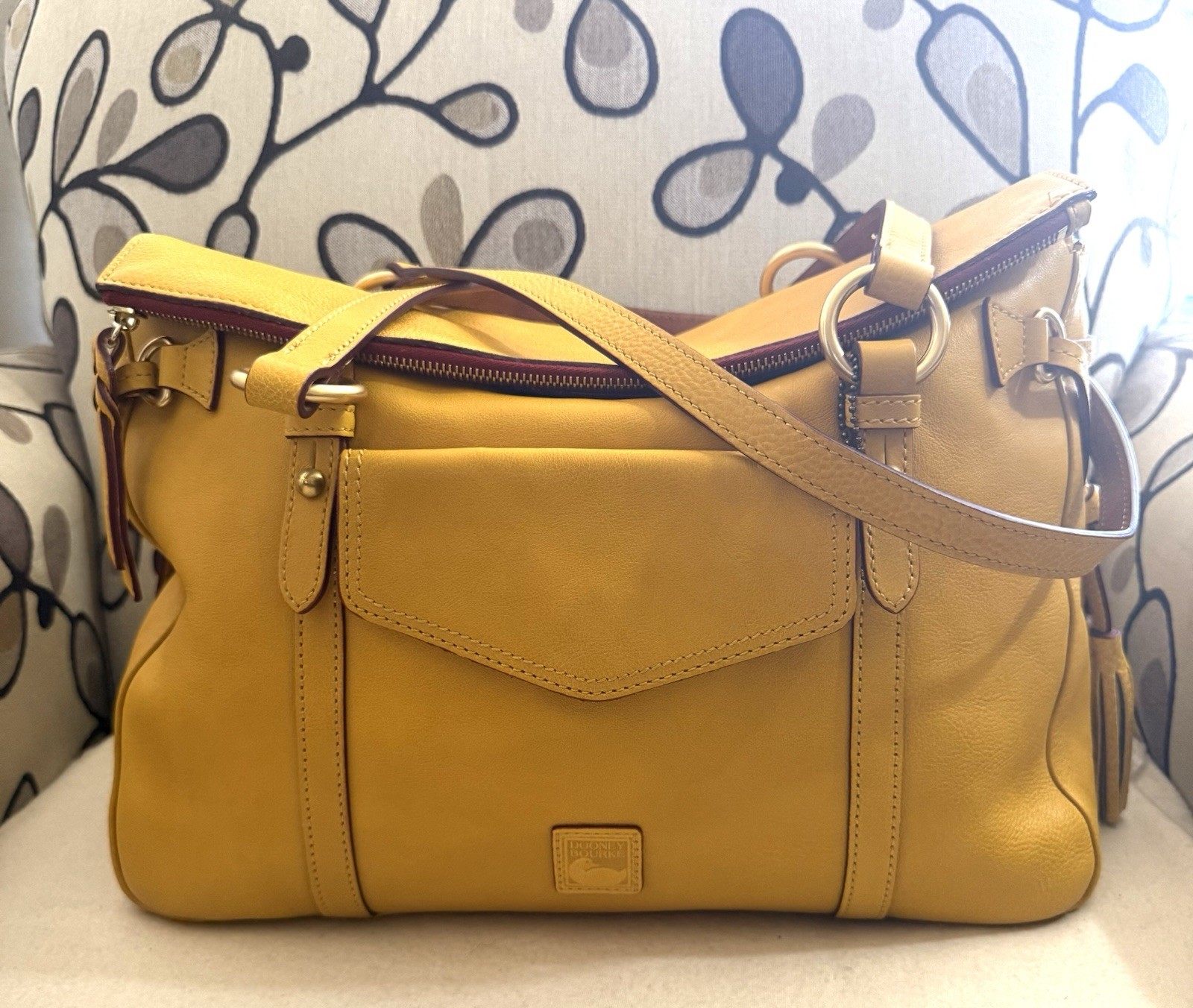 Dooney & Bourke Florentine Smith Bag – Rare Sunflower