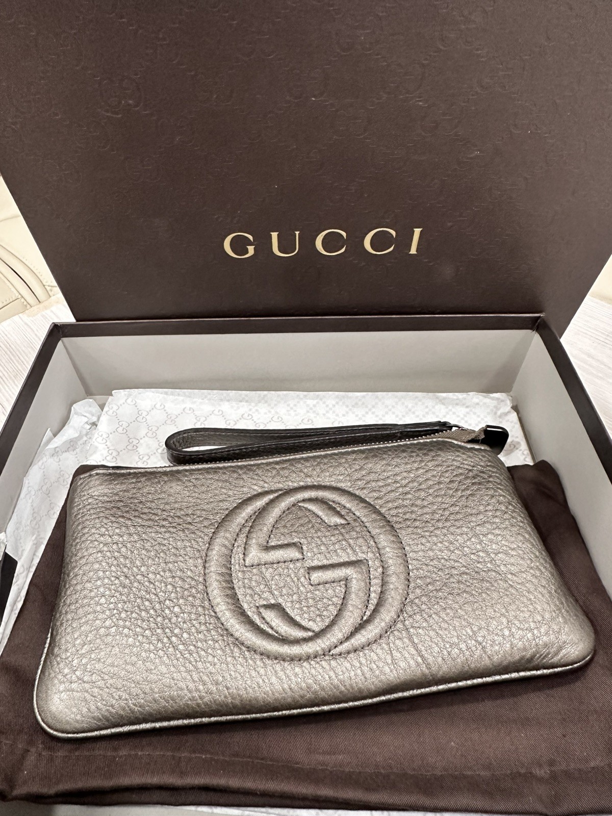 Gucci Soho Metallic Leather Wristlet Clutch AUTHENTIC NEW 😍🔥