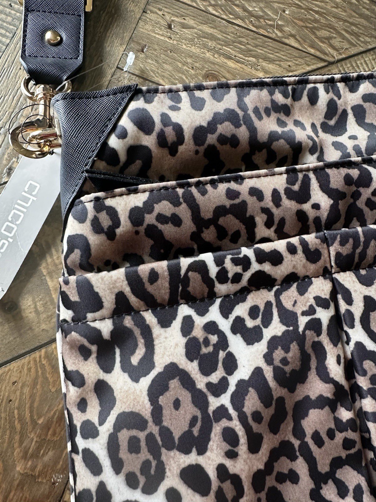 NWT Chico’s Leopard Animal Print Multi-Pocket Nylon Crossbody Bag Purse