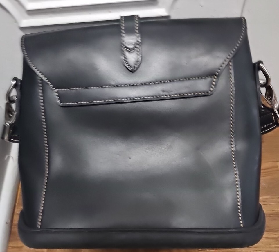 USA DOONEY&BOURKE PARASOLE HOBO SHOULDER HANDBAG Black LEATHER Rubber BOTTOM