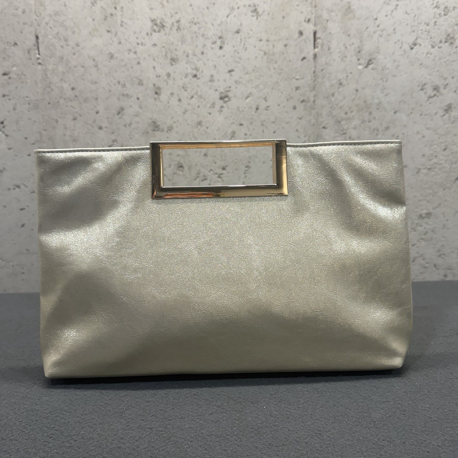Charming Tailor Hand Bag / Purse – Gold Shimmer Evening Clutch Purse – Magnetic