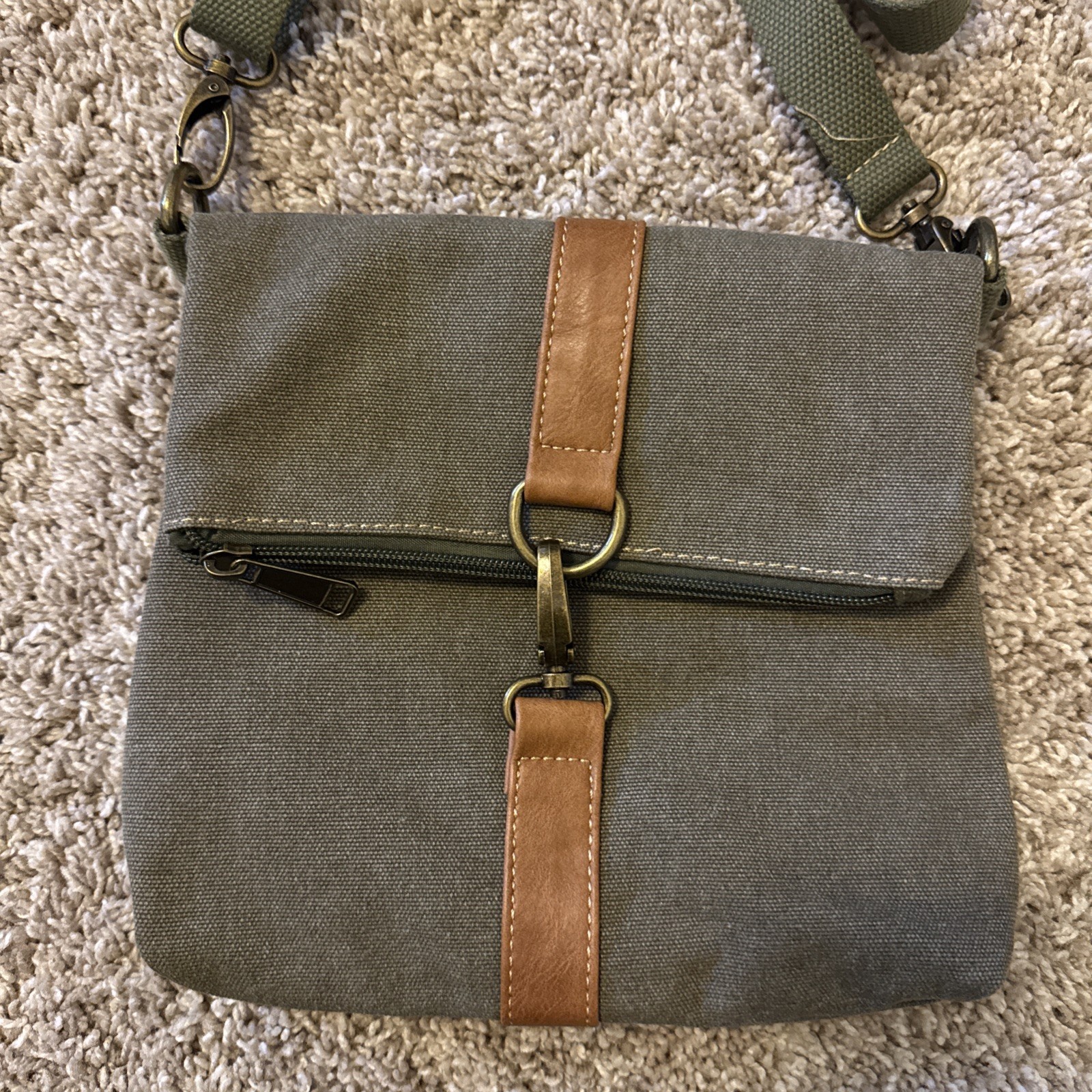 New Cargoit crossbody convertible flap bag. Army Green Bag