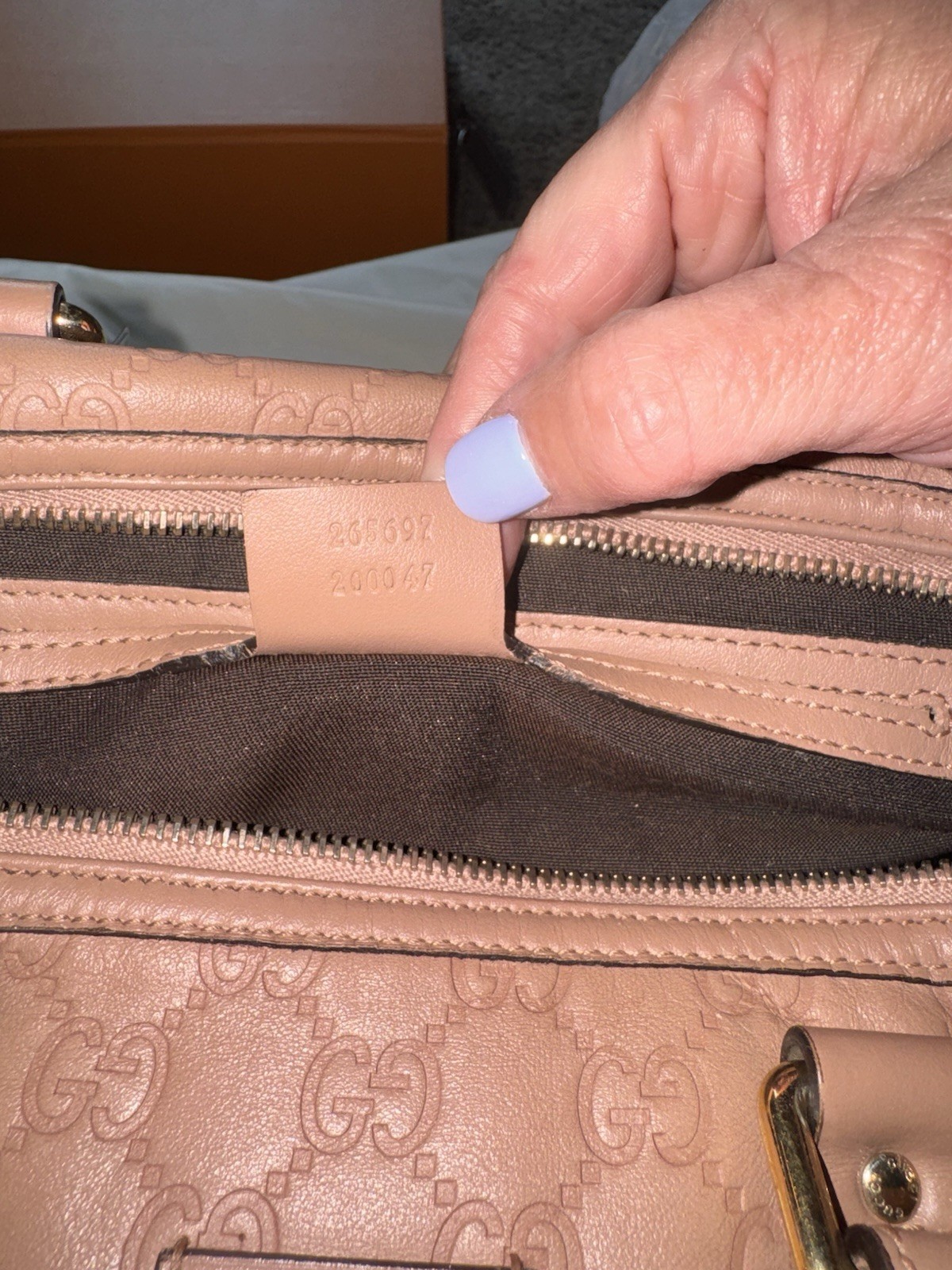 Gucci Women’s Pink GG Leather Joy Boston Top Handle Zip Bag w/ Dust Bag & Box