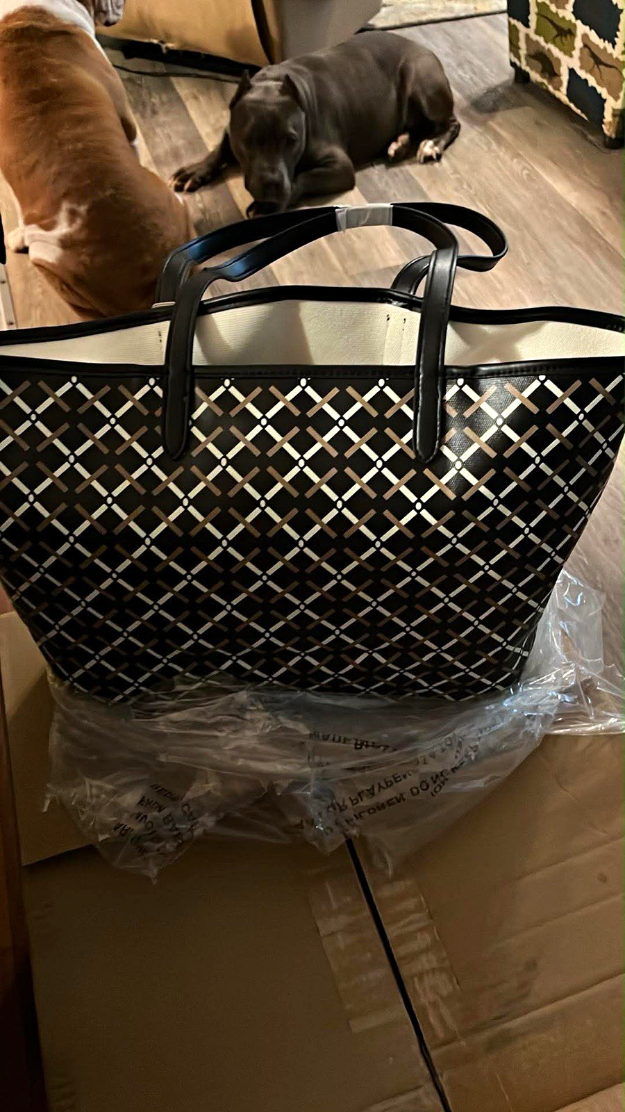 Womens Black White Geometric & Animal Print Medium Bag Zip Detachable Strap