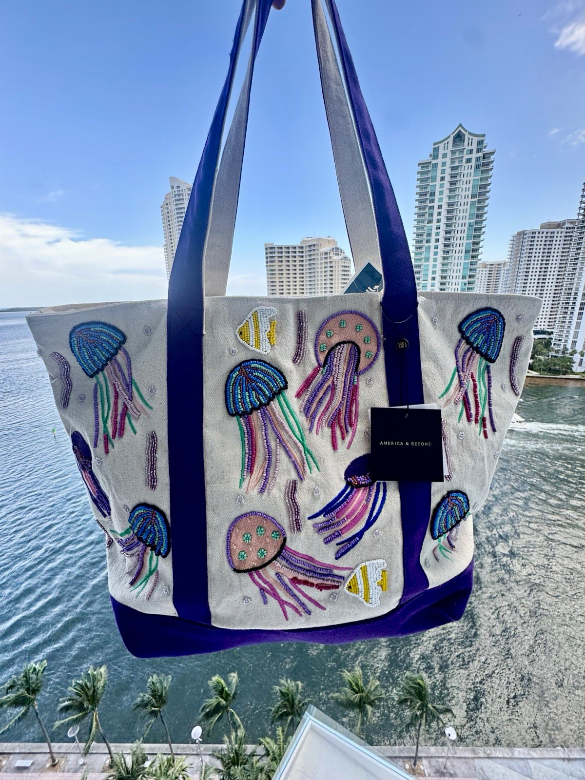 America & Beyond Large Tote Bag Jellyfish Beaded Embroidered Zip Ivory Purple